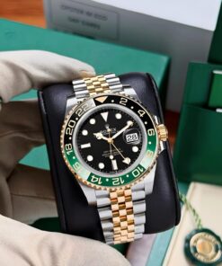 ROLEX OYSTER PERPETUAL GMT MASTER AUTOMATIC