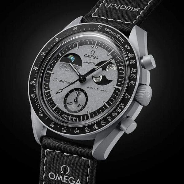 Moon-Inspired Snoopy Chronograph Watch – Premium Sports Timepiece with Nylon Strap - Image 7