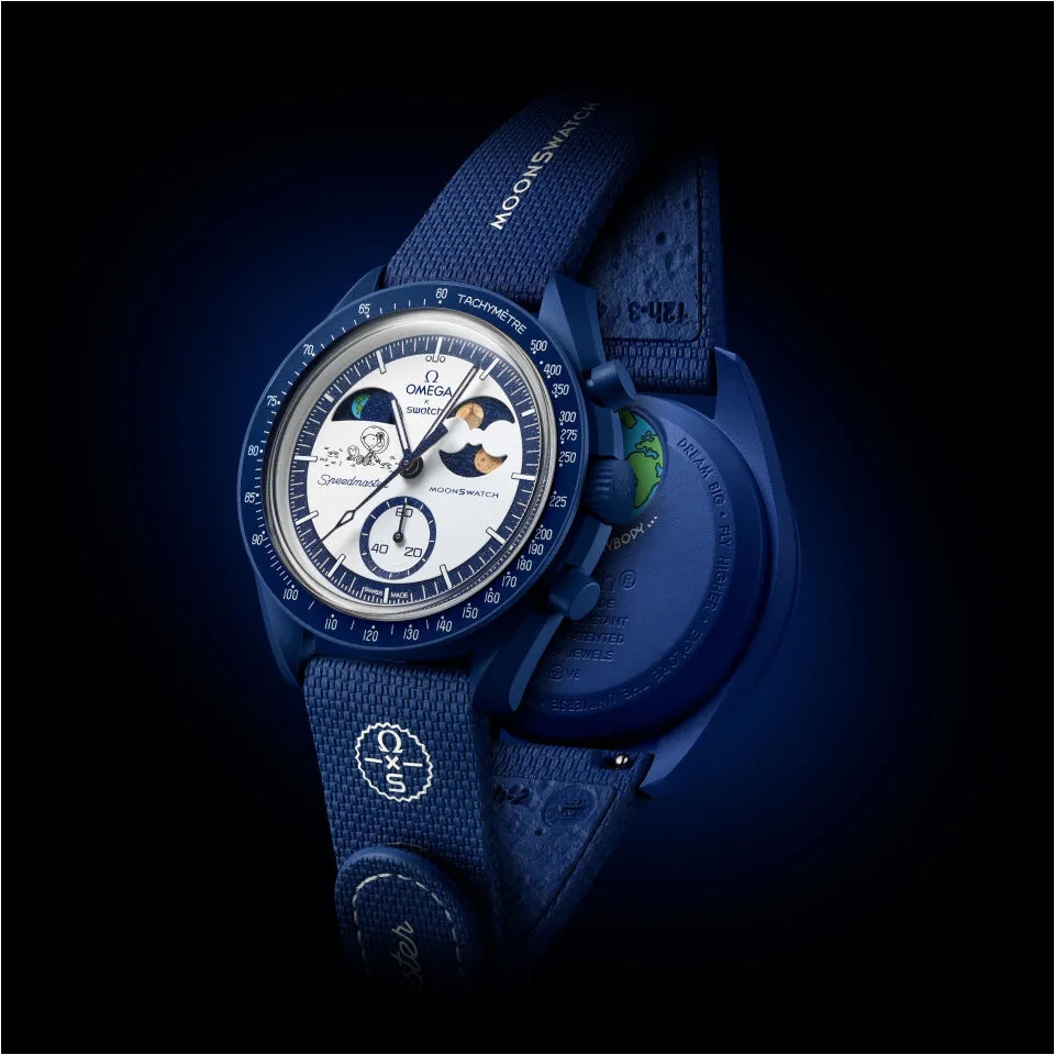 Omega x Swatch Speedmaster MoonSwatch Mission to the Earth phase โ Moon Shine Gold (Blue Snoopy Edition)